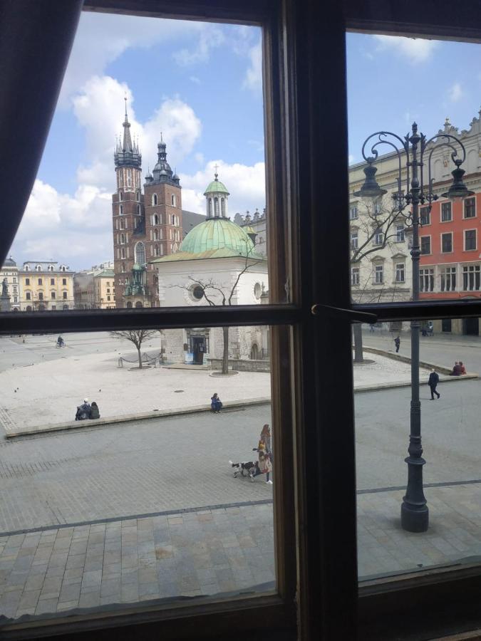 Main Square 18 King Krakow